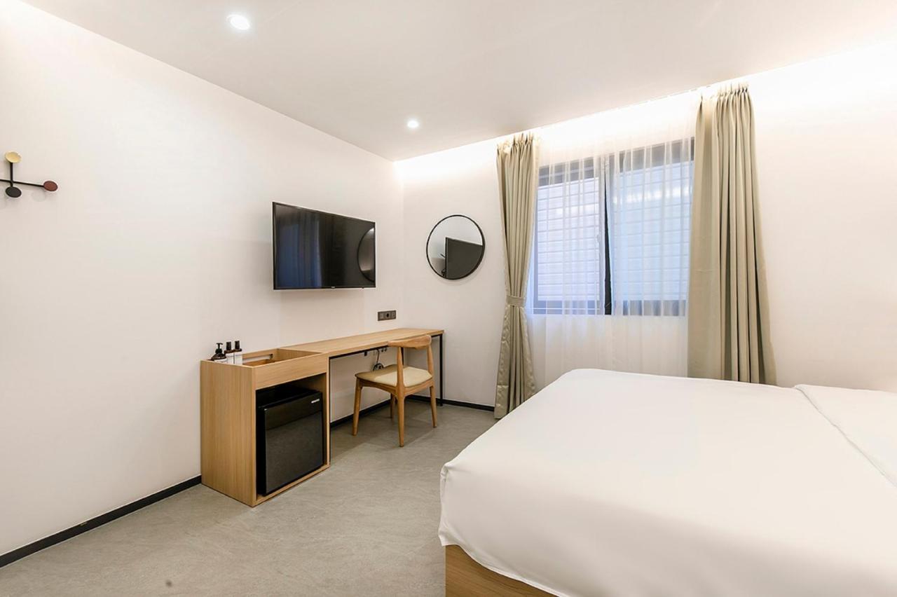 Hotel Yaja Gimhae Exteriör bild